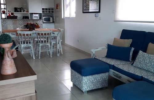 Cha Grande House | Relax in a Cozy Condominium Steps from Gravatá