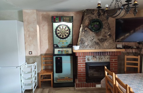 Castro de Fuentiduena House | Idyllic Retreat in Hoces del Duratón with Pool & Jacuzzi