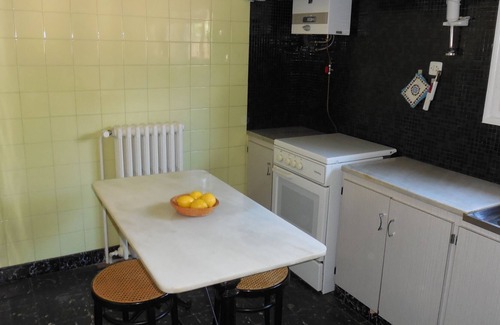 Falset House | House in Falset with a garden in a fantastic location next to the castle