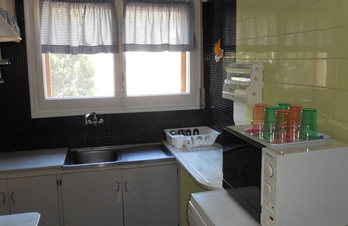 Falset House | House in Falset with a garden in a fantastic location next to the castle