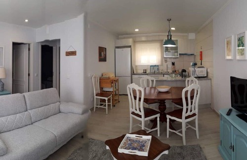 Aiana de Cima Villa | Idyllic Farmhouse Retreat with Pool and Ocean Views
