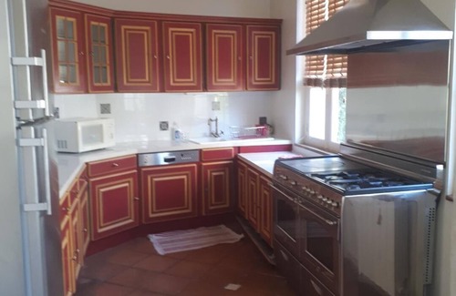 Villeneuve-les-Avignon House | Historic Center House with Ocean View and Spa Amenities