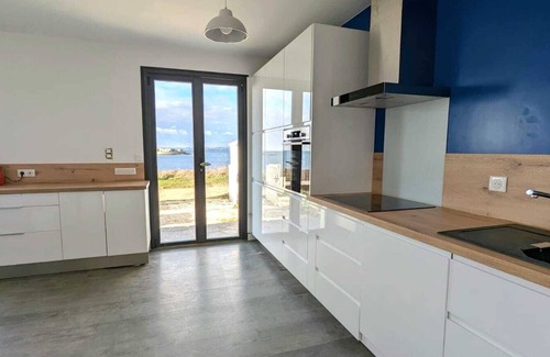 Le Fort Bloque House | Seaside Retreat with Ocean Views and Pool Access
