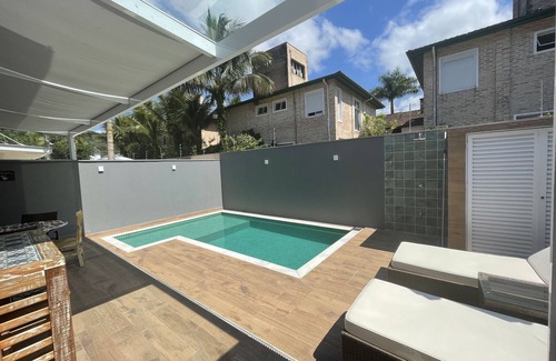 Juquehy House | Gated Community Retreat with Private Pool & Ocean Views