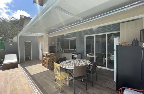 Juquehy House | Gated Community Retreat with Private Pool & Ocean Views