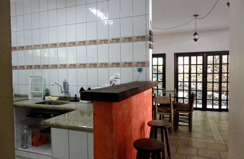 Sao Sebastiao House | Cozy Sea View House in Gated Community Near Maresias
