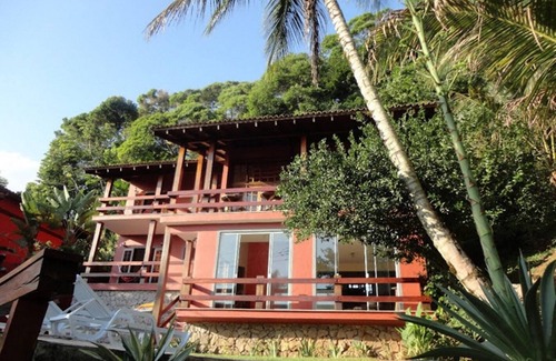 Sao Sebastiao House | Cozy Sea View House in Gated Community Near Maresias