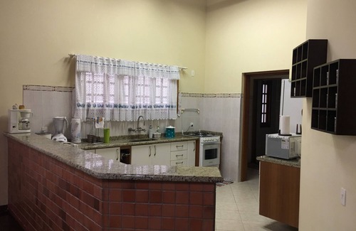 Ibiuna Cottage | Serene House in Gated Community with Nature & Security
