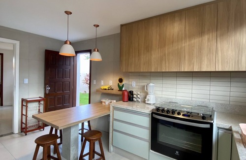 Canto do Mar House | Family-Friendly House in Guarajuba with Pool & Barbecue