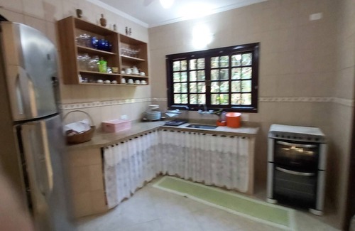 Guaratuba House | Inviting House in Guaratuba with Pool & BBQ Area, Rated 9.8