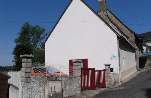 La Bourboule House | Comfortable House in La Bourboule for 4 Guests