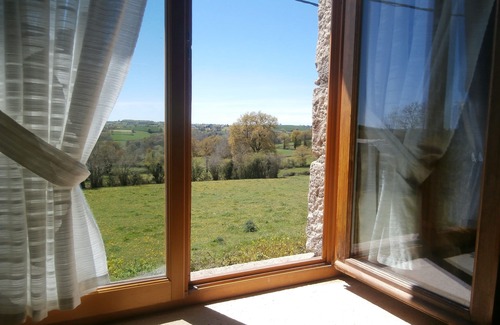 Pays de Saint-Eloy House | Charming House in Saint-Hilaire with Pool & Pet Friendly