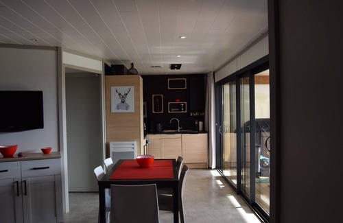Pomerols Cottage | Idyllic Home in Secure Estate by Étang de Thau