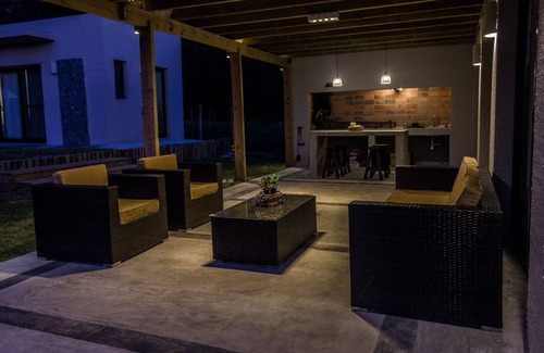San Vicente House | Relaxing Retreat in Semiprivate Neighborhood Near Del Mar
