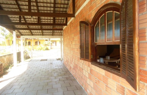 Itapoa House | Oceanfront Retreat in Itapema do Norte - Guest Rated 8/10