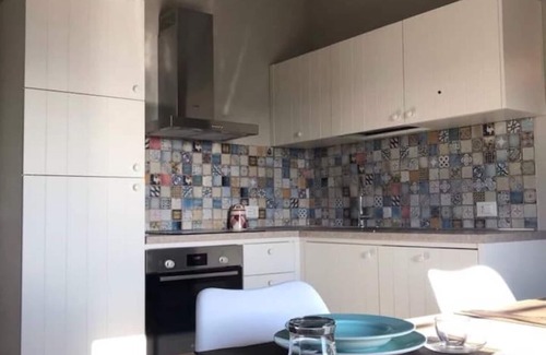 Caprino Veronese Apartment | Relaxing Retreat Near Lake Garda with Hot Tub & Spa