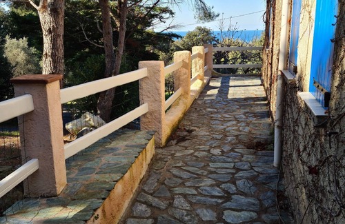 Nonza House | Nature Retreat: 5 Minutes to Beach with Pool & Ocean Views
