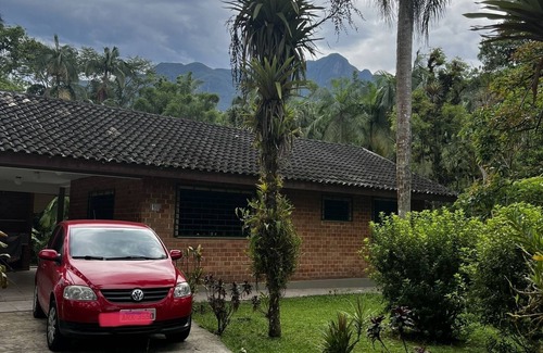 Morretes House | Relaxing Retreat in Morretes Forest with Scenic Views