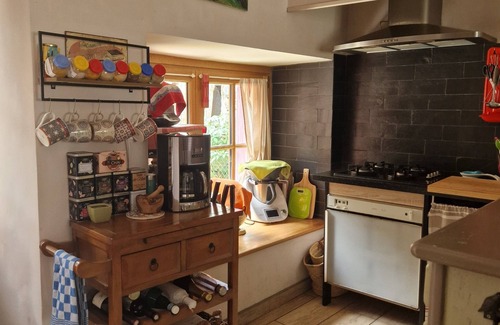 Ustou House | Mountain Retreat in Ariège: Spa & Family-Friendly Stay