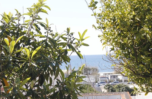 Miseno Apartment | House in the rock