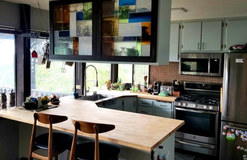 Rosario House | Tree Tops Retreat: Pet-Friendly Stay with Top Reviews