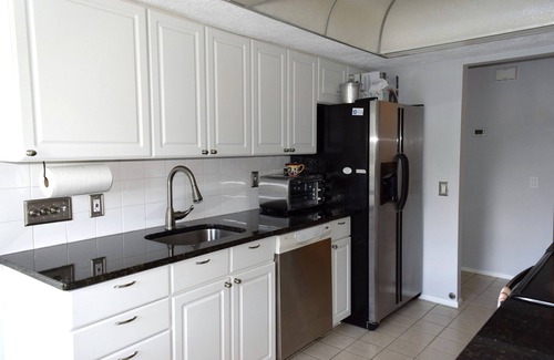 Venice Gardens House | Waterfront House in Venice Gardens with Heated Pool & Wi-Fi