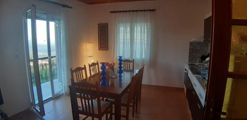 Kamarina House | Pet-Friendly House in Zaloggo with Oceanfront Views