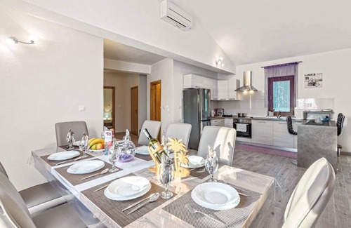 Valtura House | House Klo (11019-K1) - Valtura