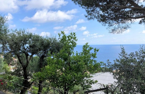 Pieve Ligure Apartment | Family-Friendly House Levante by Holiday World Awaits You