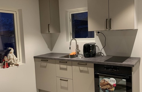 Tromso House | Seaside Retreat with Breakfast and Kitchen Amenities
