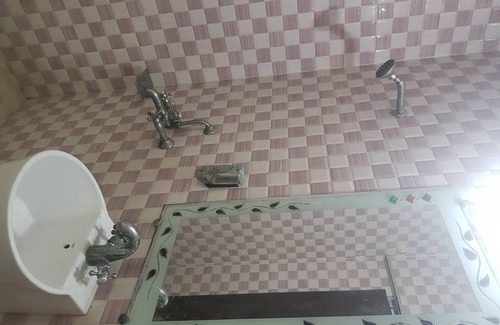 Agra House | Cozy Stay Near the Historic Tomb of Akbar Sikandra