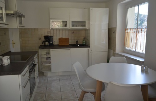 Frankenhain Apartment | Relaxing Retreat at House Lütsche by the Thuringian Lake