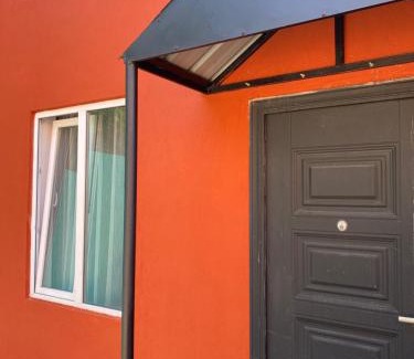 Mtsvane Kontskhi House | Paradise Found: Oceanfront Retreat with Pet-Friendly Comfort