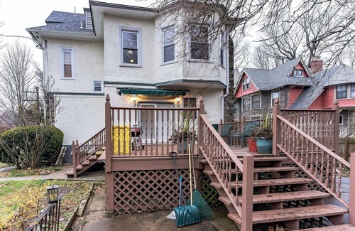 Oak Lane - East Oak Lane House | Cozy House Near North Broad St. - Pet & Child Friendly