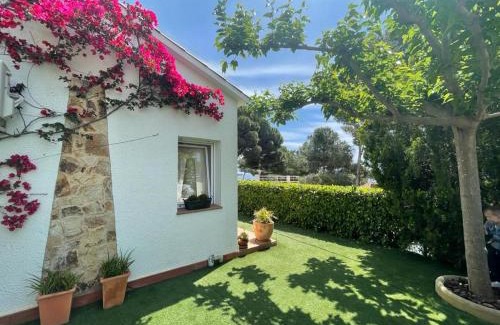 Platja d'Aro Villa | Cozy House by the Sea in Platja D'Aro with Pool