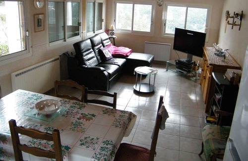 Morosaglia House | Modern 2-Level Retreat with Kitchen & Top Guest Rating