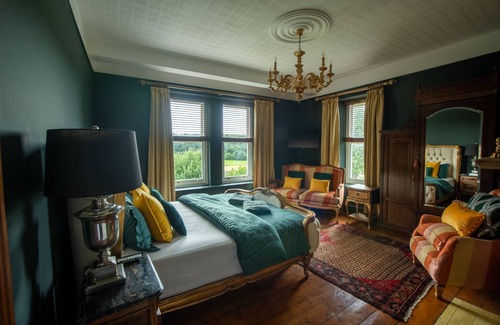 Newcastle Emlyn House | Discover House of Brohedyn: Rated 9.6, Family-Friendly Stay