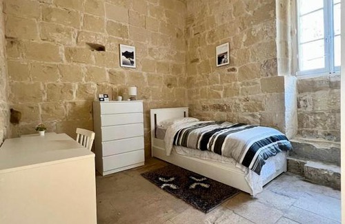 Siggiewi House | Guest Rated: House of Character in Siggiewi with Ocean View
