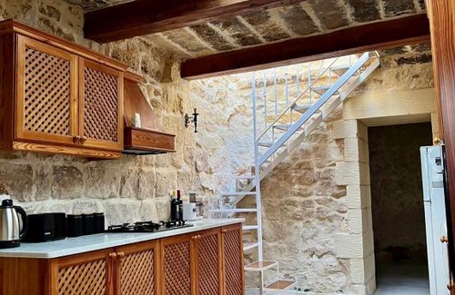 Siggiewi House | Guest Rated: House of Character in Siggiewi with Ocean View