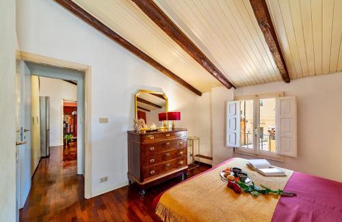 L'antico Ghetto Ebraico Apartment | Discover House of Chariot - Central Bologna Retreat