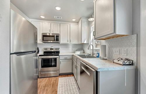 Bentonville House | Pet-Friendly House of Charm: Bike Trails & Ratings 9.9/10