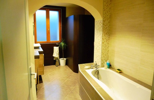 Aix-les-Bains House | Experience Comfort at House of Charm - Chez Cathy