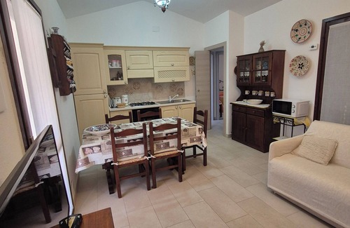 Teulada House | Cozy House Flowers: 100m to the Sea, 9.8 Guest Rated