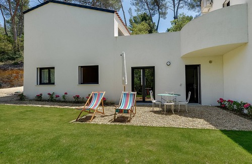 Aix-en-Provence House | Relax at House of Prignon near the Scenic Sainte-Victoire