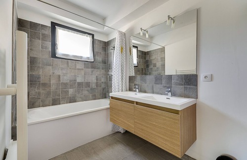 Aix-en-Provence House | Relax at House of Prignon near the Scenic Sainte-Victoire