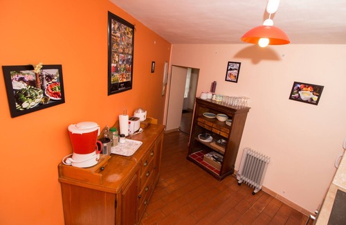 St.-Remy-de-Provence House | Guest Rated 10/10: Air-Conditioned House in Historic Saint Rémy