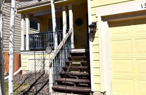 Denver House | Ideal Vibe, Pet-Friendly Stay with Pool & Spa Amenities