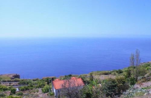 Paul do Mar Apartment | Discover House of Massapez: A 4-Star Family Retreat