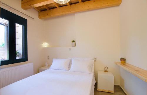 Drakona Apartment | Discover House Of Ntounias: 10/10 Rated Family Retreat