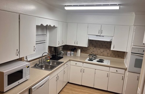 Anniston House | Relax at House of Prayer: 3-Bedroom Retreat with Spa